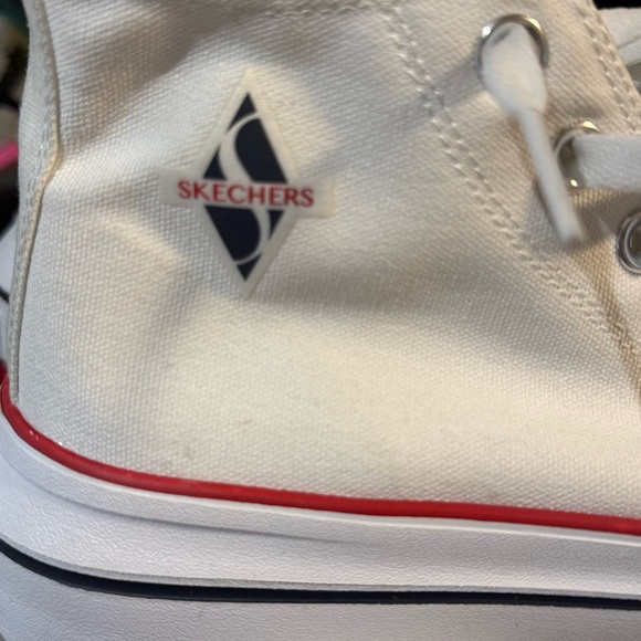 Skechers White and Red Court Classics Shoes - Picture 3 of 8